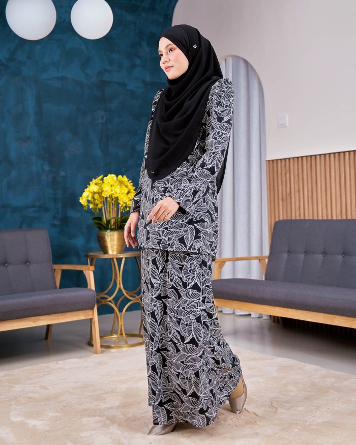 Baju Kurung Moden Chiffon Puffy Sandra - Dark Whisper - Image 2