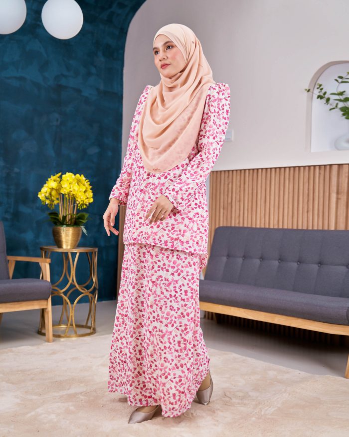 Baju Kurung Moden Chiffon Puffy Sandra - Snow Lace - Image 5