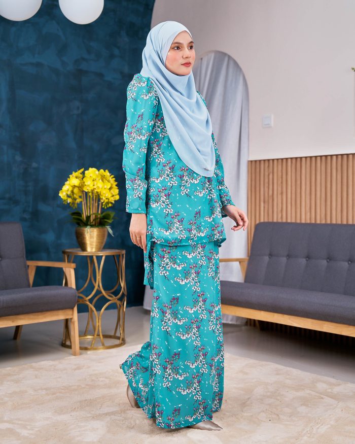 Baju Kurung Moden Chiffon Puffy Sandra - Turquoise Gloria - Image 2