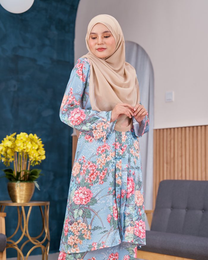 Baju Kebarung Sajeeda - Bluebell - Image 4