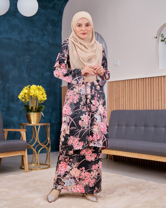 Baju Kebarung Sajeeda - Sephia Black - Image 3