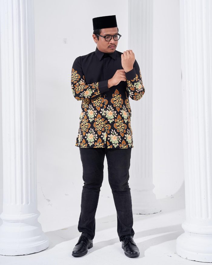 Kemeja Batik Sultan 2.0 - Astaka Black - Image 3