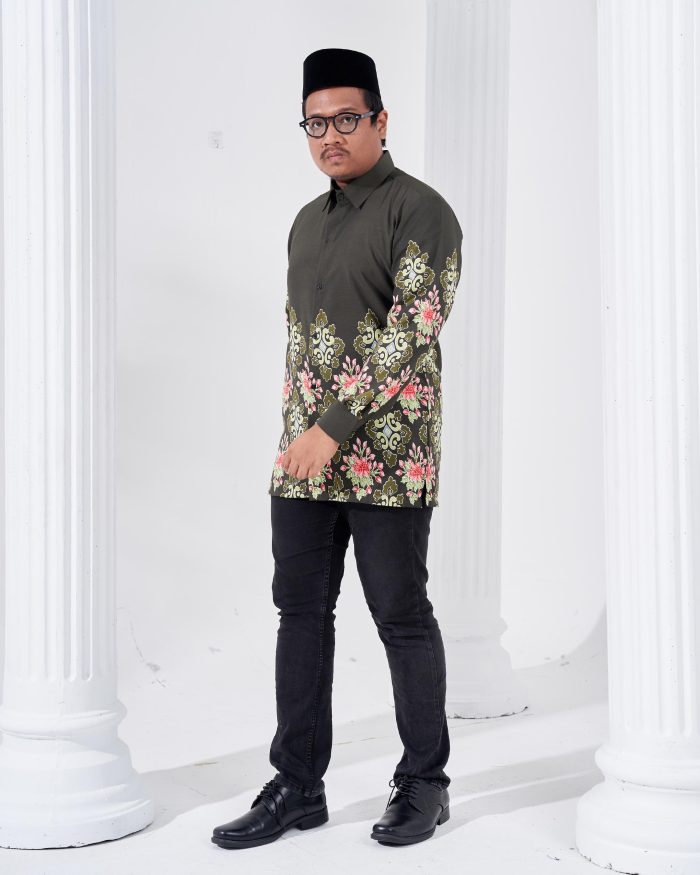 Kemeja Batik Sultan 2.0 - Astaka Dark Olive - Image 3