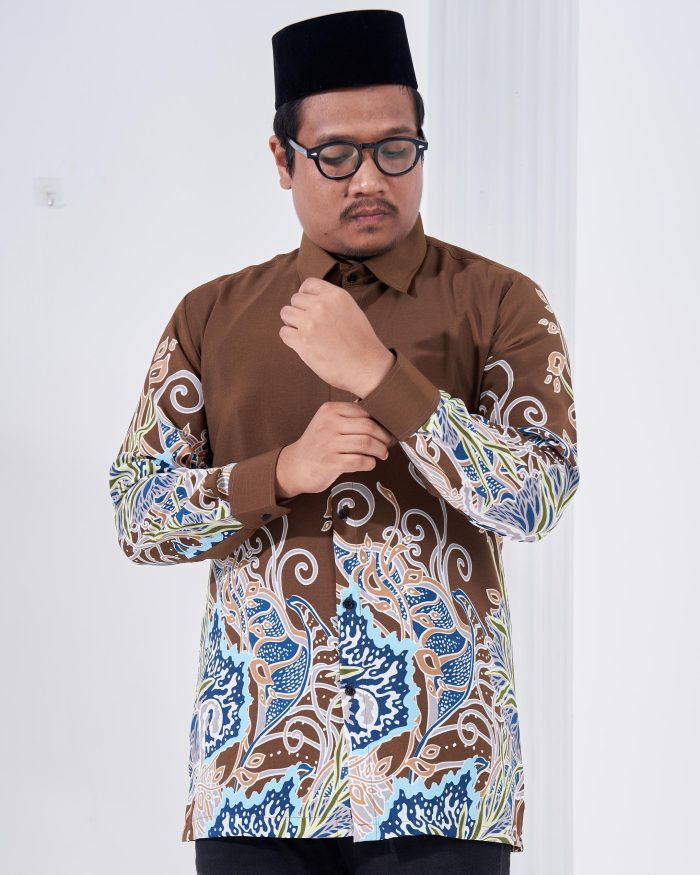 Kemeja Batik Sultan 2.0 - Dangsari Dark Brown - Image 4