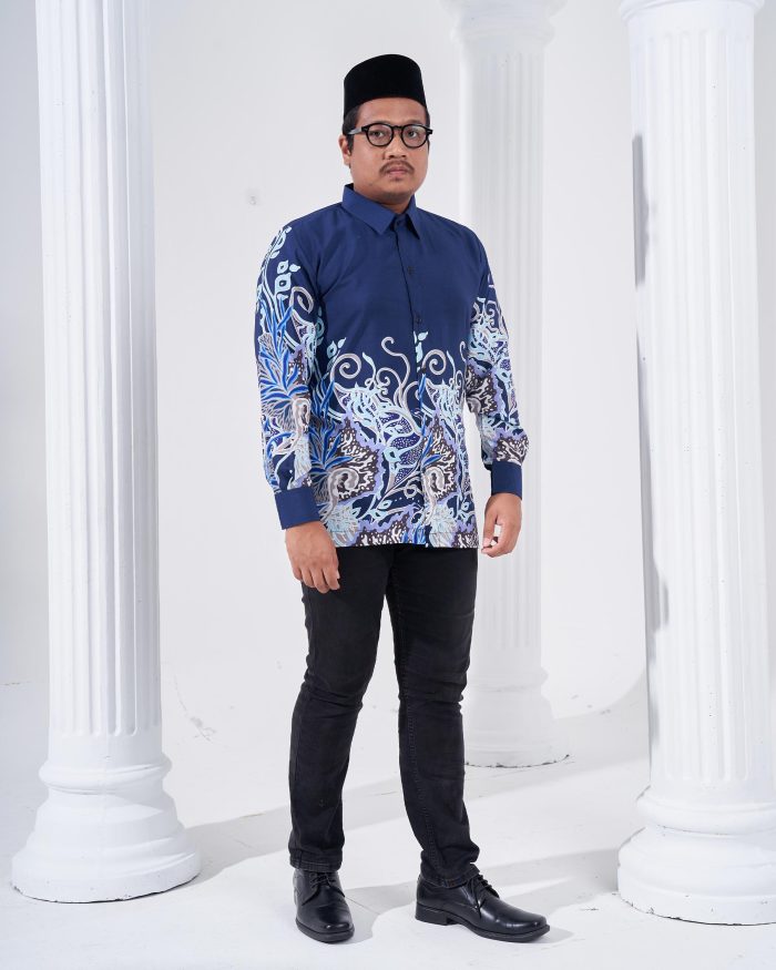 Kemeja Batik Sultan 2.0 - Dangsari Navy Blue - Image 2