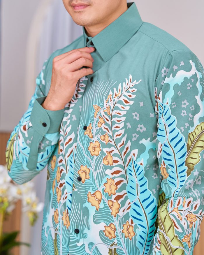 Kemeja Batik Sultan - Teruntum Spearmint - Image 5