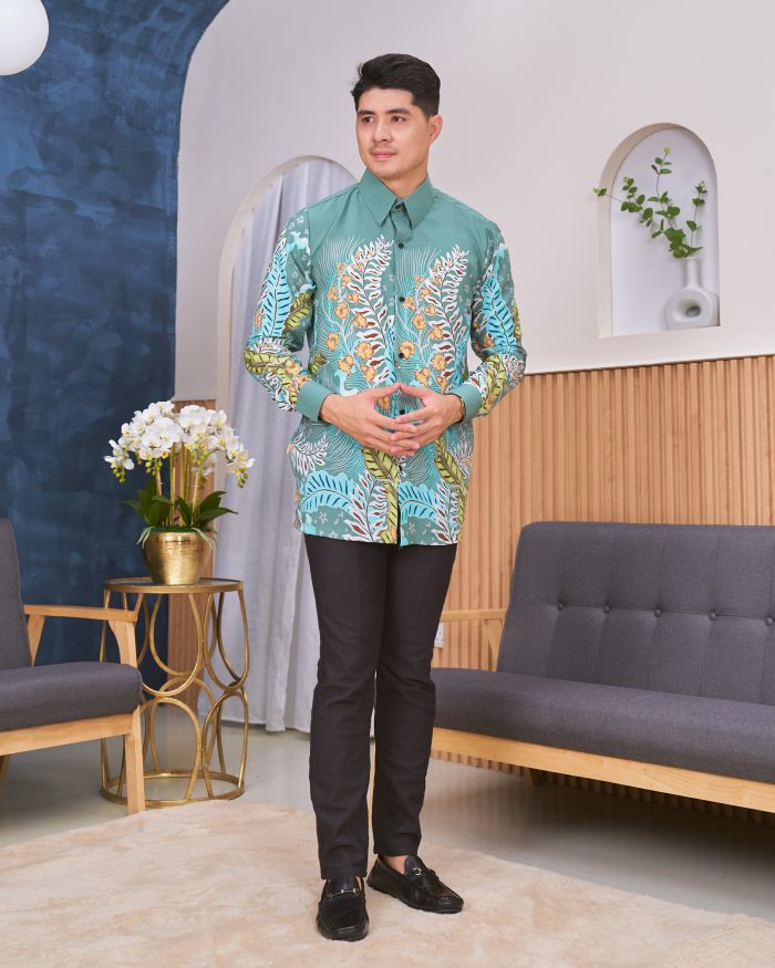 Kemeja Batik Sultan - Teruntum Spearmint - Image 2