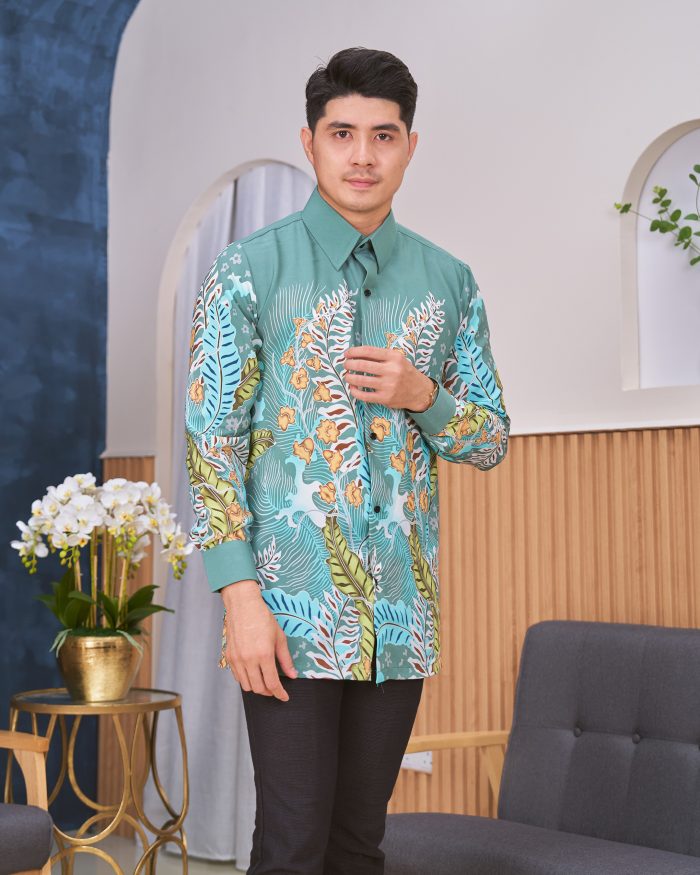 Kemeja Batik Sultan - Teruntum Spearmint - Image 3