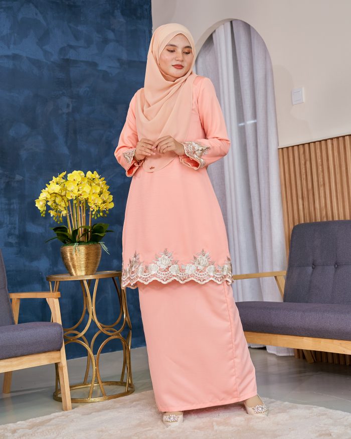 Baju Kurung Lace Safaira - Cantaloupe - Image 3