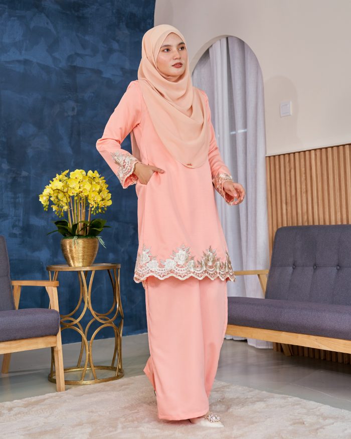 Baju Kurung Lace Safaira - Cantaloupe