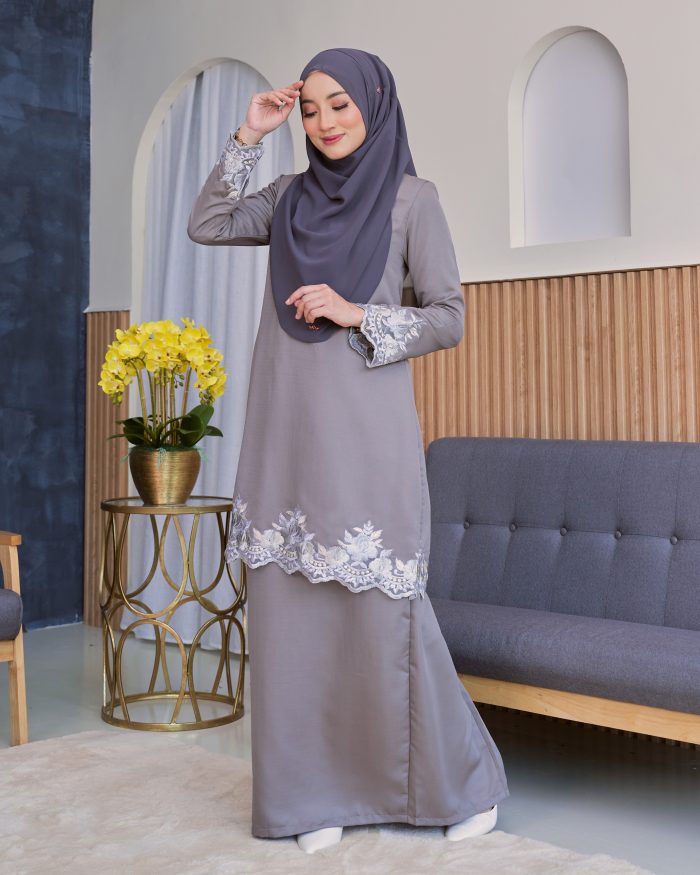 Baju Kurung Lace Safaira - Charcoal Grey - Image 2