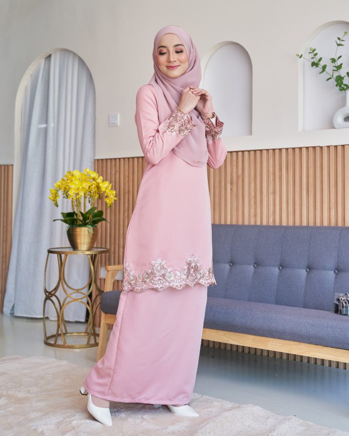 Baju Kurung Lace Safaira - Charm Pink - Image 2