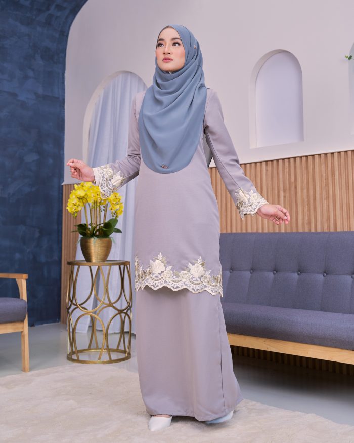 Baju Kurung Lace Safaira - Earl Grey - Image 2