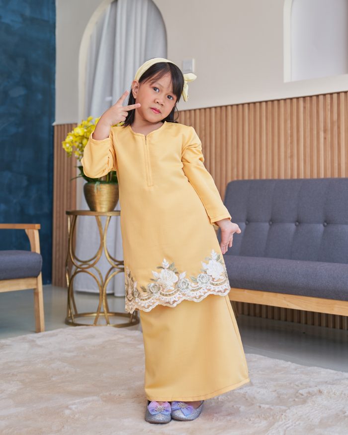 Baju Kurung Lace Safaira Kids - Crayola Yellow