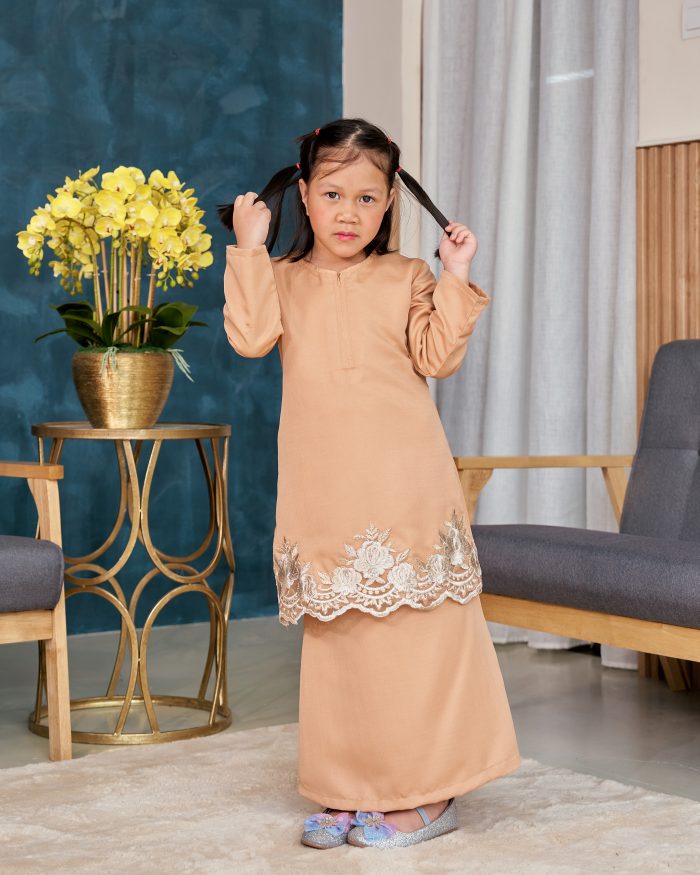 Baju Kurung Lace Safaira Kids - Macaron Brown