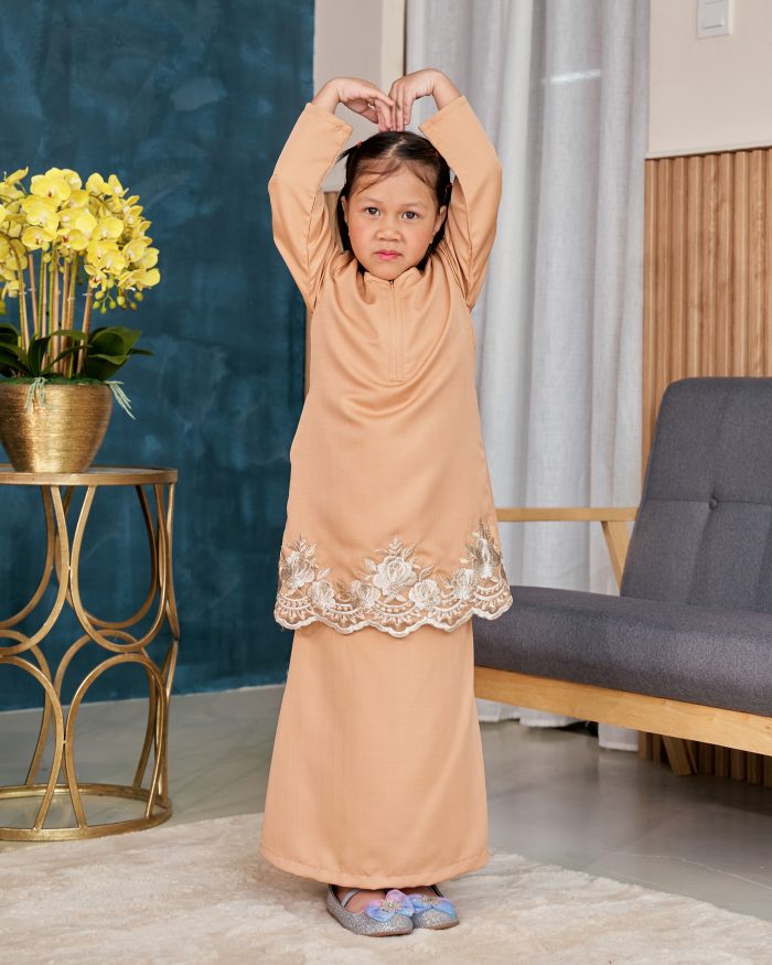 Baju Kurung Lace Safaira Kids - Macaron Brown - Image 3