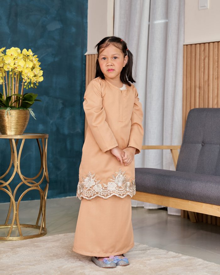 Baju Kurung Lace Safaira Kids - Macaron Brown - Image 2