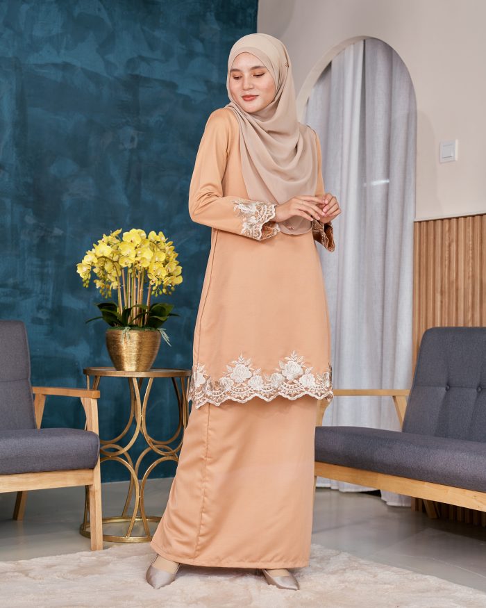 Baju Kurung Lace Safaira - Macaron Brown