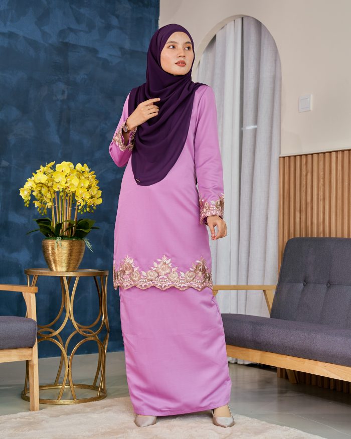 Baju Kurung Lace Safaira - Munsell Purple