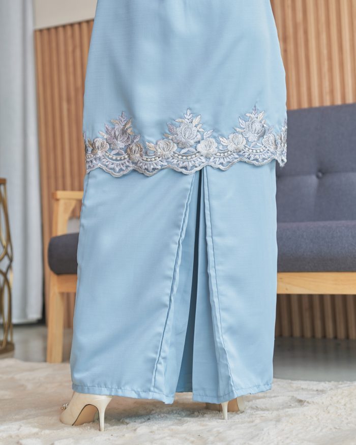 Baju Kurung Lace Safaira - Powder Blue - Image 5