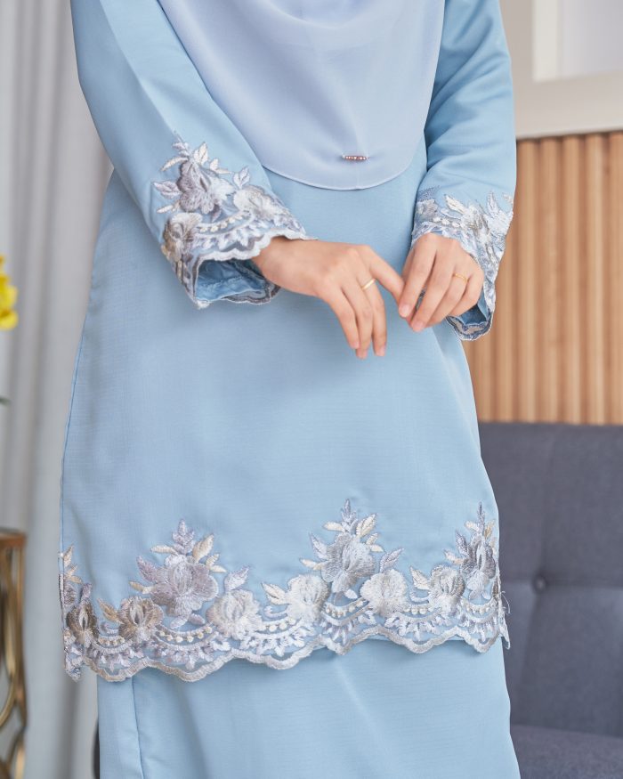 Baju Kurung Lace Safaira - Powder Blue - Image 4