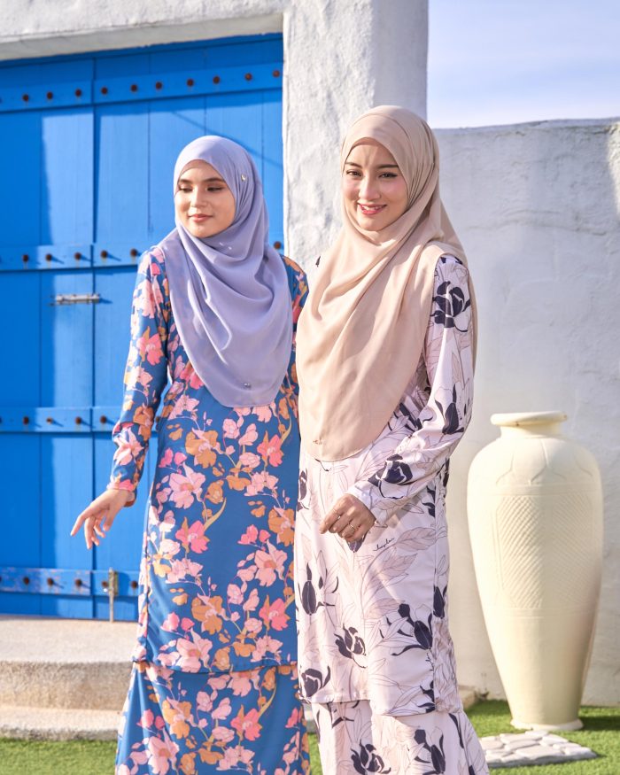 Baju Kurung Pahang Laura Printed 10.0 - Peony Beige - Image 6