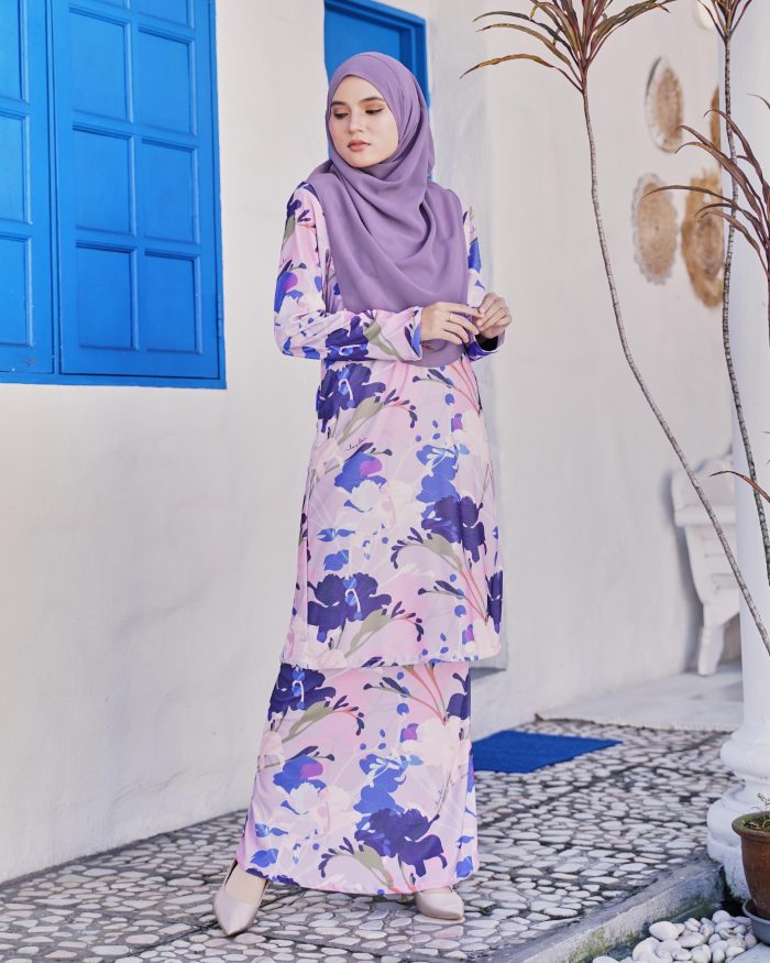 Baju Kurung Pahang Laura Printed 10.0 - Popover Violet