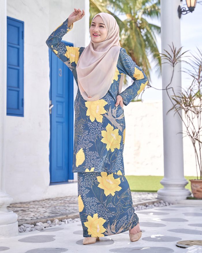 Baju Kurung Pahang Laura Printed 9.0 - Queen Astera - Image 2