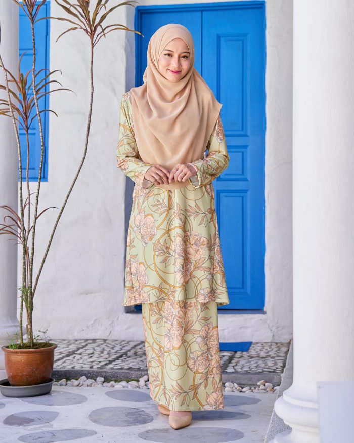 Baju Kurung Pahang Laura Printed 9.0 - Royal Dahlia