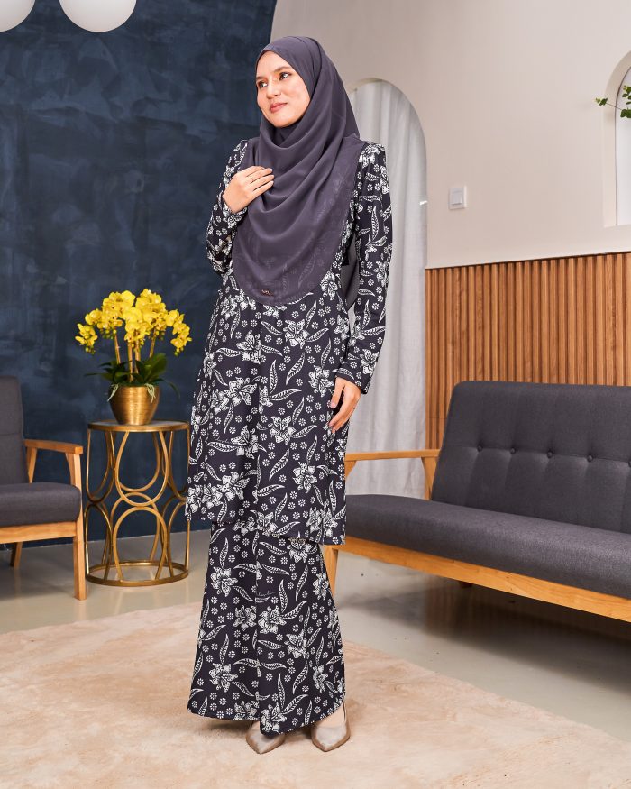 Baju Kurung Pahang Laura Printed 11.0 - Abstract Black