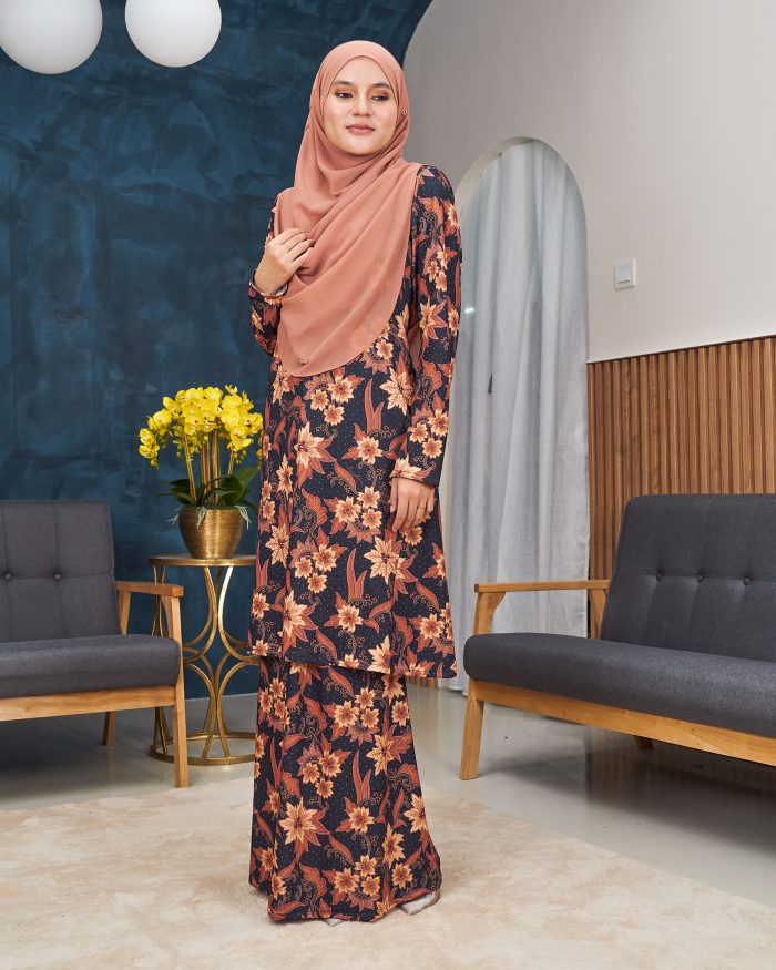 Baju Kurung Pahang Laura Printed 11.0 - Akasia Black