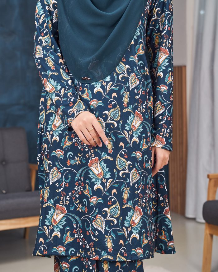 Baju Kurung Pahang Laura Printed 11.0 - Fiona Teal - Image 5