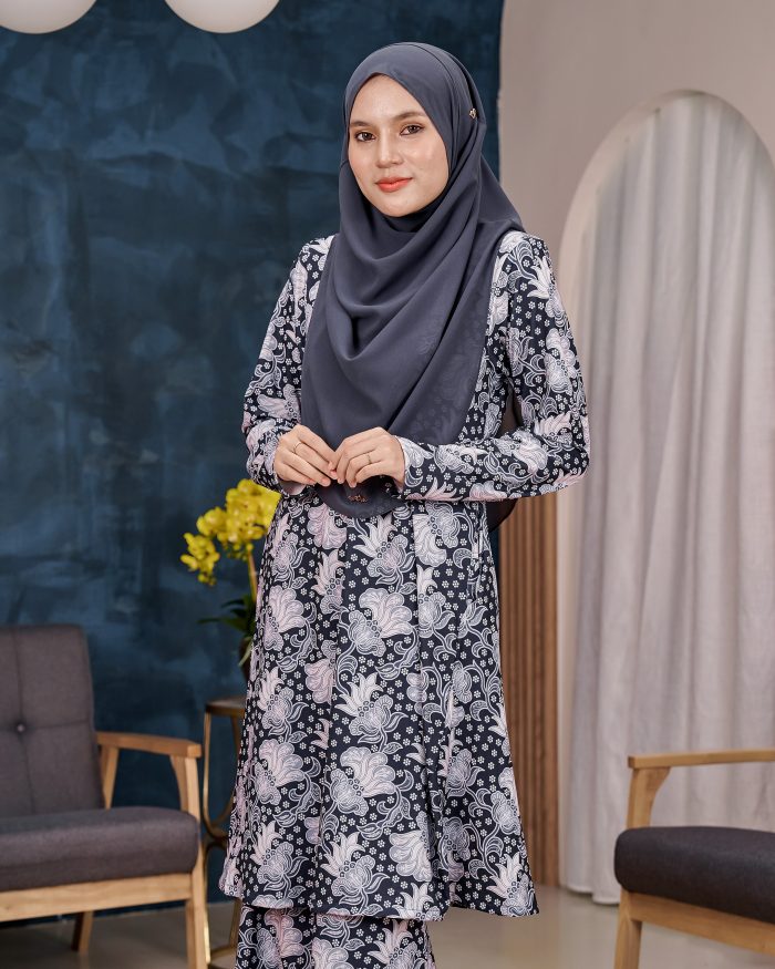 Baju Kurung Pahang Laura Printed 11.0 - Fiore Dove - Image 5