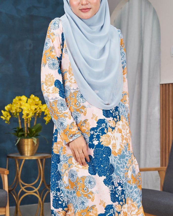 Baju Kurung Pahang Laura Printed 11.0 - Kailyn Blue - Image 5
