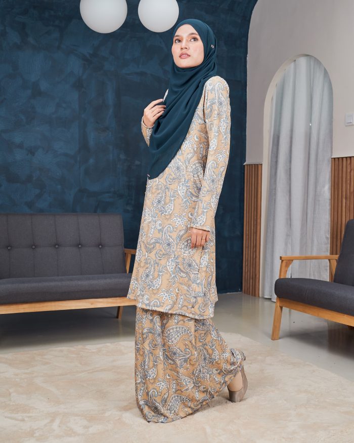 Baju Kurung Pahang Laura Printed 11.0 - Nude Fairest - Image 2