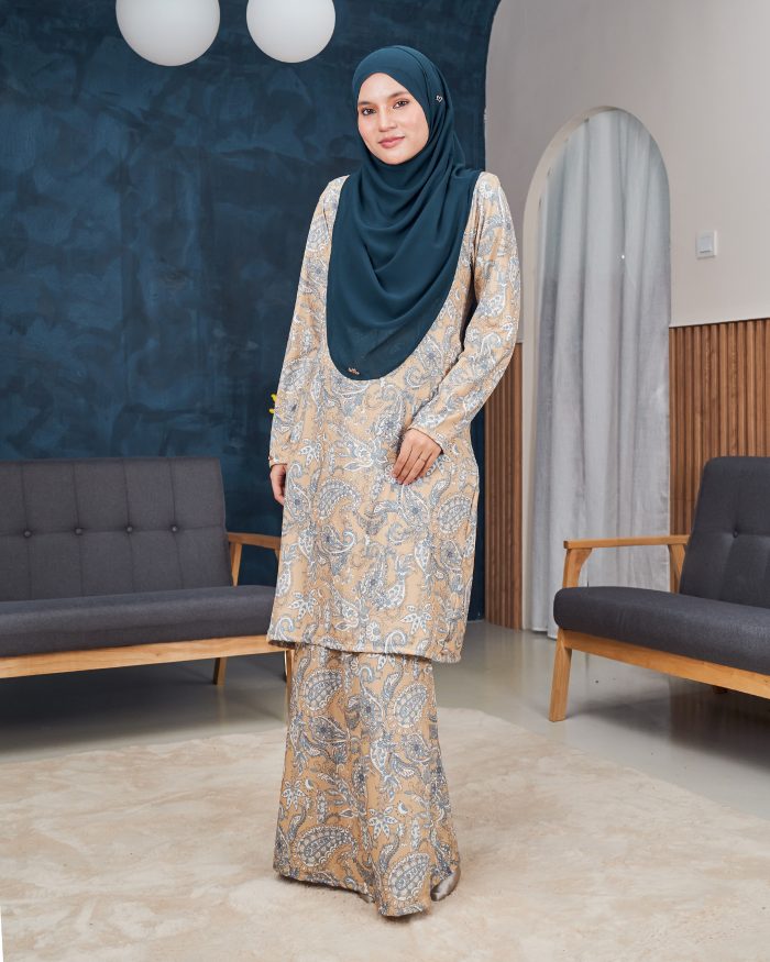 Baju Kurung Pahang Laura Printed 11.0 - Nude Fairest - Image 3