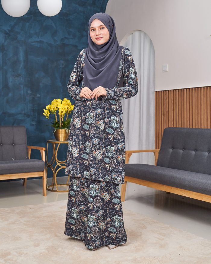 Baju Kurung Pahang Laura Printed 11.0 - Pesona Truffle - Image 3