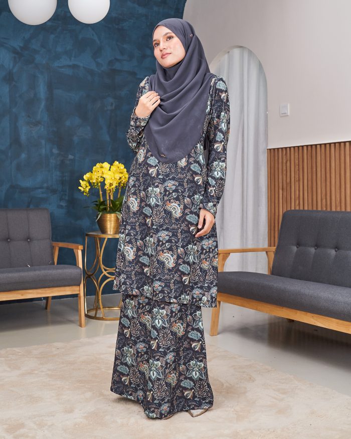 Baju Kurung Pahang Laura Printed 11.0 - Pesona Truffle - Image 2