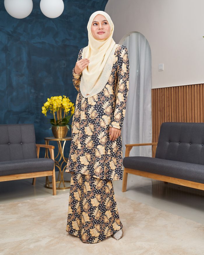 Baju Kurung Pahang Laura Printed 11.0 - Sunny Dots - Image 3