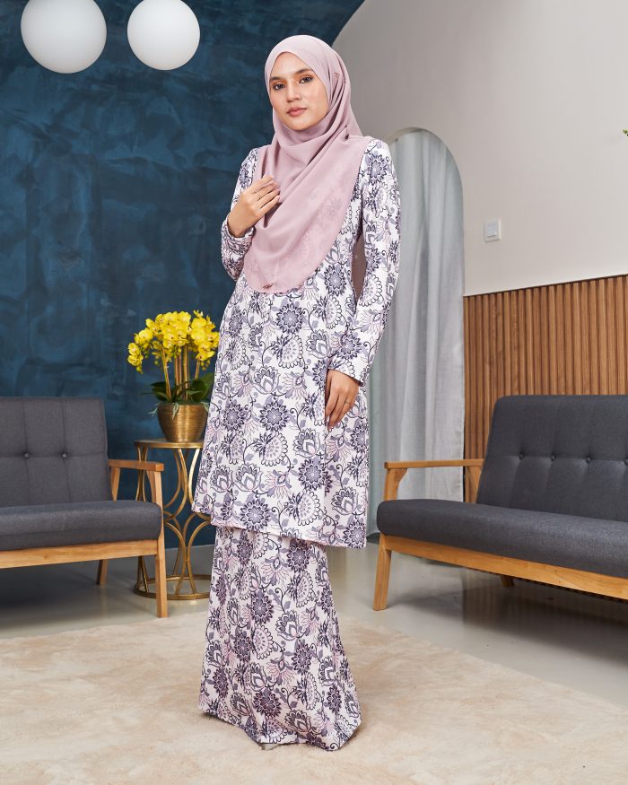 Baju Kurung Pahang Laura Printed 11.0 - White Floral - Image 2