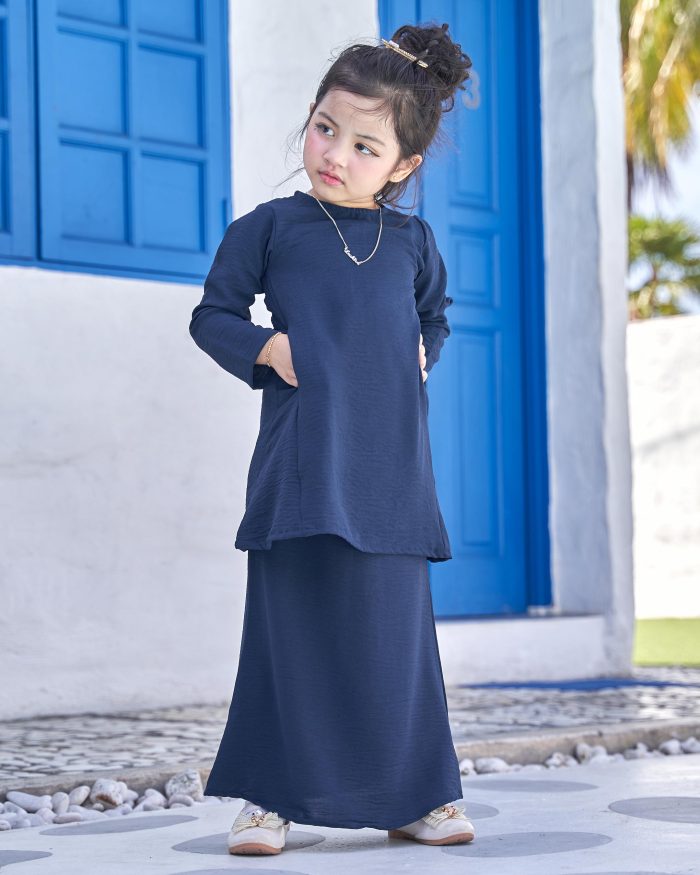 Baju Kurung Pahang Sara Kids - Midnight Blue - Image 2