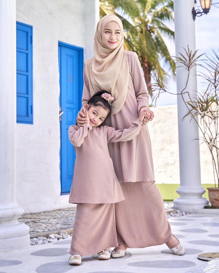 Baju Kurung Pahang Sara Kids - Shakes Tan - Image 4