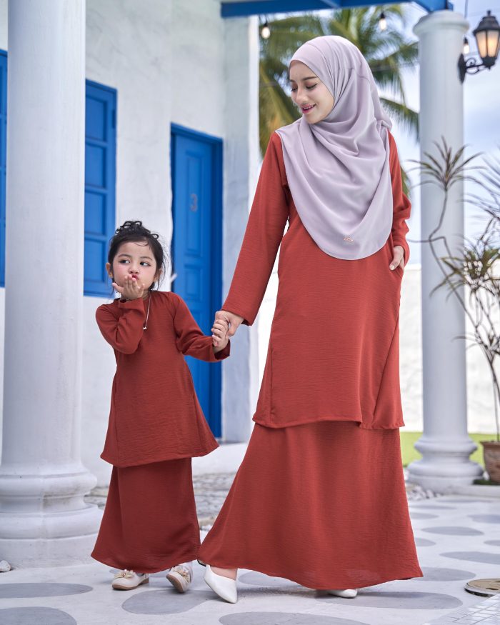 Baju Kurung Pahang Sara - Sweet Paprika - Image 5