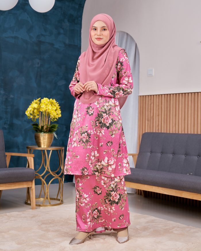 Baju Kurung Pahang Sarina - Bloom Pink - Image 4