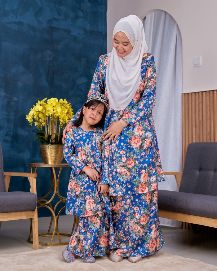 Baju Kurung Pahang Sarina - Rosie Blue - Image 7