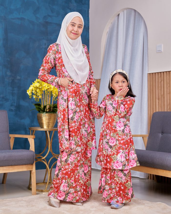 Baju Kurung Pahang Sarina - Rosie Red - Image 7