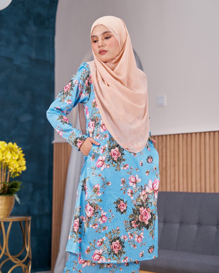 Baju Kurung Pahang Sarina - Powder Blue - Image 4