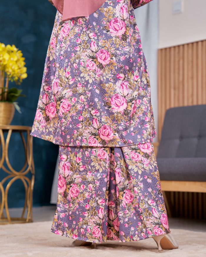 Baju Kurung Pahang Sarina - Rosie Berry - Image 6