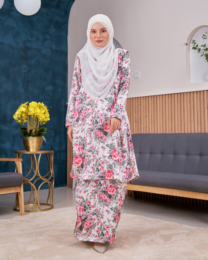 Baju Kurung Pahang Sarina - Rosie White - Image 2
