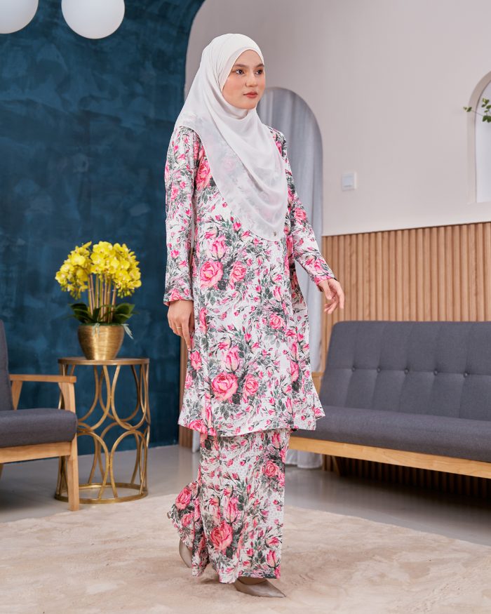 Baju Kurung Pahang Sarina - Rosie White - Image 3